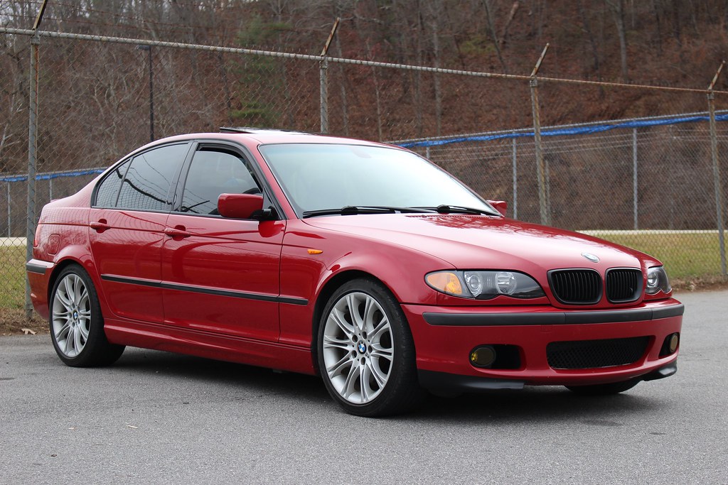 E46 BMW 330i ZHP